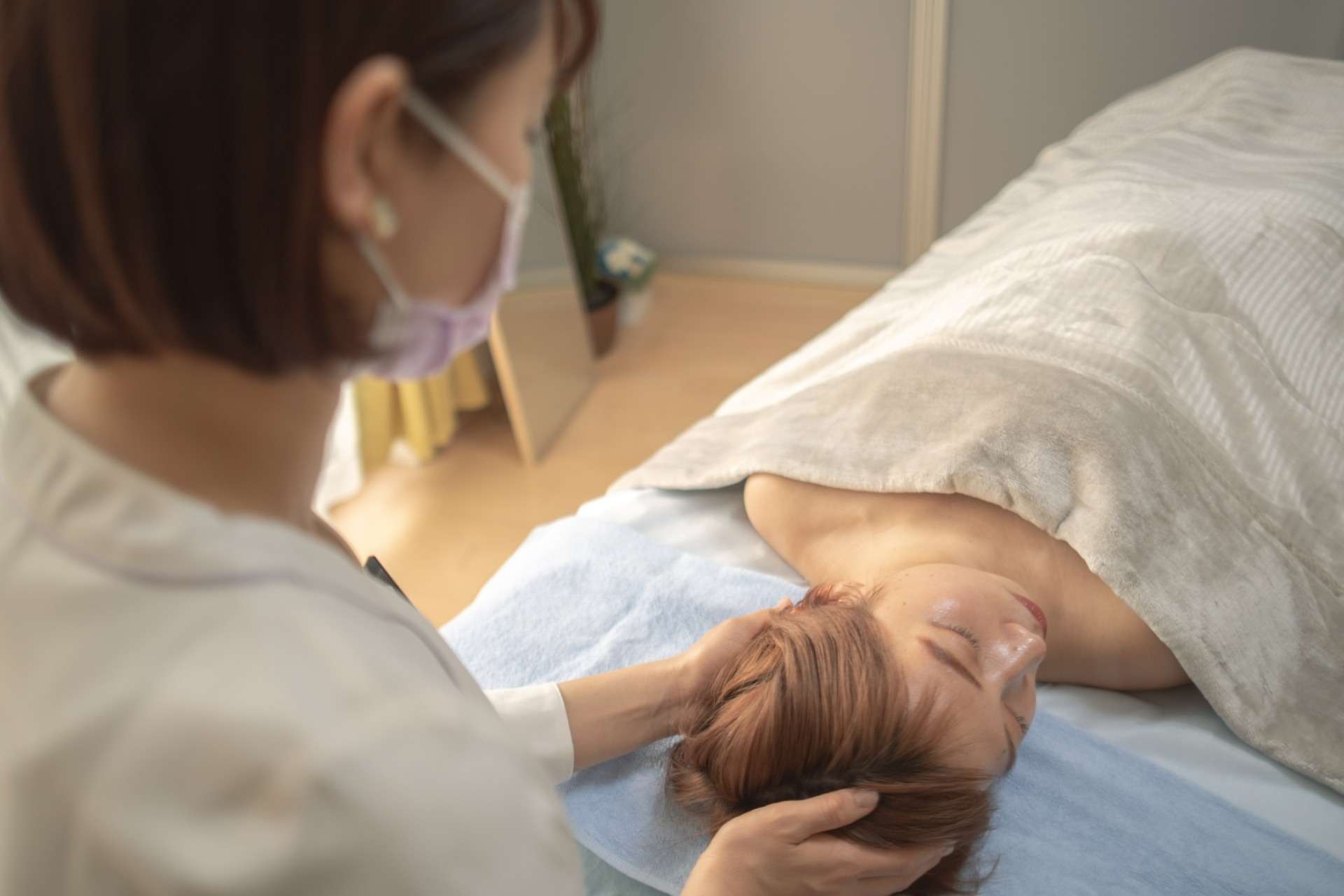 改めて脳洗浄とは|名古屋市大府市の小顔調整BELLUZ(べルース)